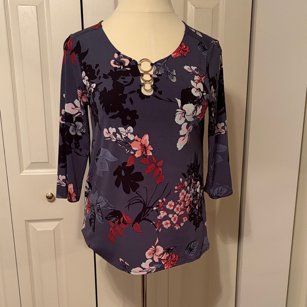 Premise Purple Floral Women's Blouse